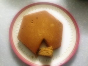 Have you tried baking your cake with wheat flour and palmsugar? Check out our super easy recipe for Eggless Vanilla Cake made with nutritious ingredients.