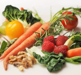 As parents, we strive hard to do almost anything to sharpen our kid's brainpower. A simple step will be to add the right brain foods to their regular diet.